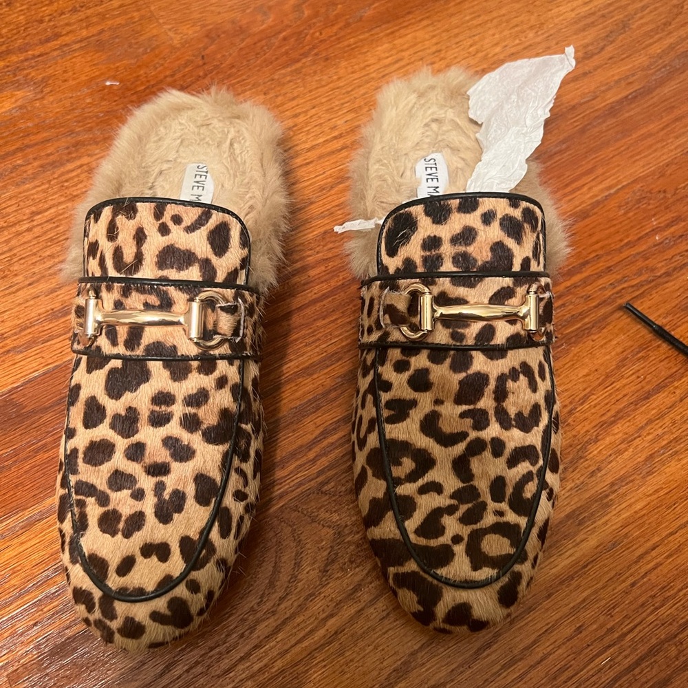 Steve Madden cheetah loafers with fur